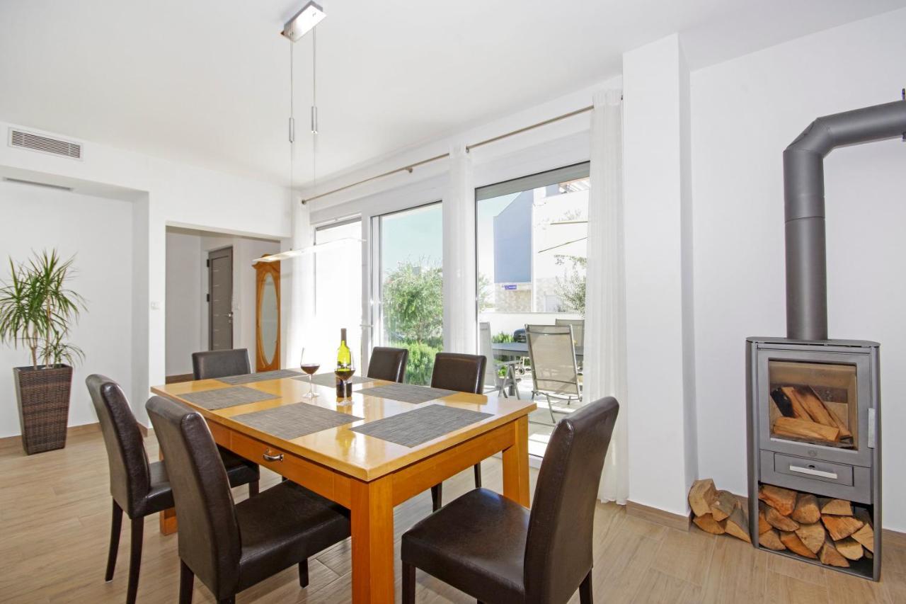 Apartment Laura Privlaka  Eksteriør billede