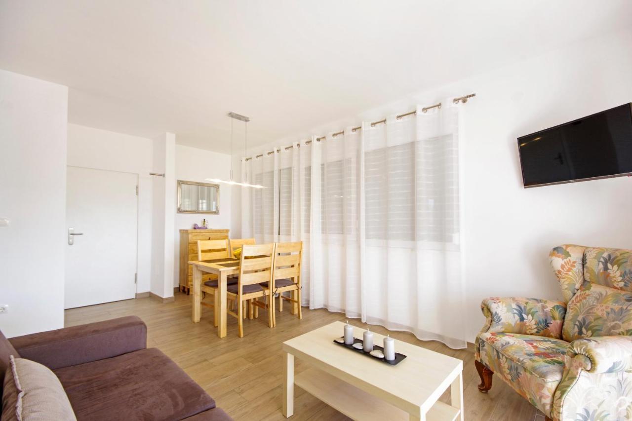 Apartment Laura Privlaka  Eksteriør billede