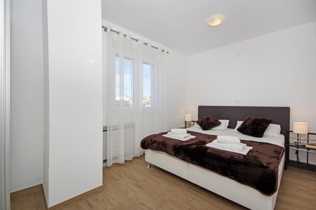 Apartment Laura Privlaka  Eksteriør billede